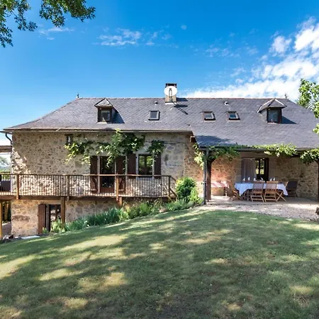 Monteils Sleeps 8 Pool Air Con Wifi Vila Monteils (Aveyron)
