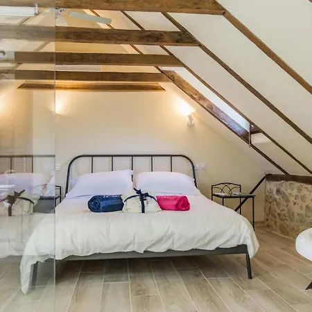 Monteils Sleeps 8 Pool Air Con Wifi Vila Monteils (Aveyron)
