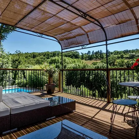 Monteils Sleeps 8 Pool Air Con Wifi Vila *